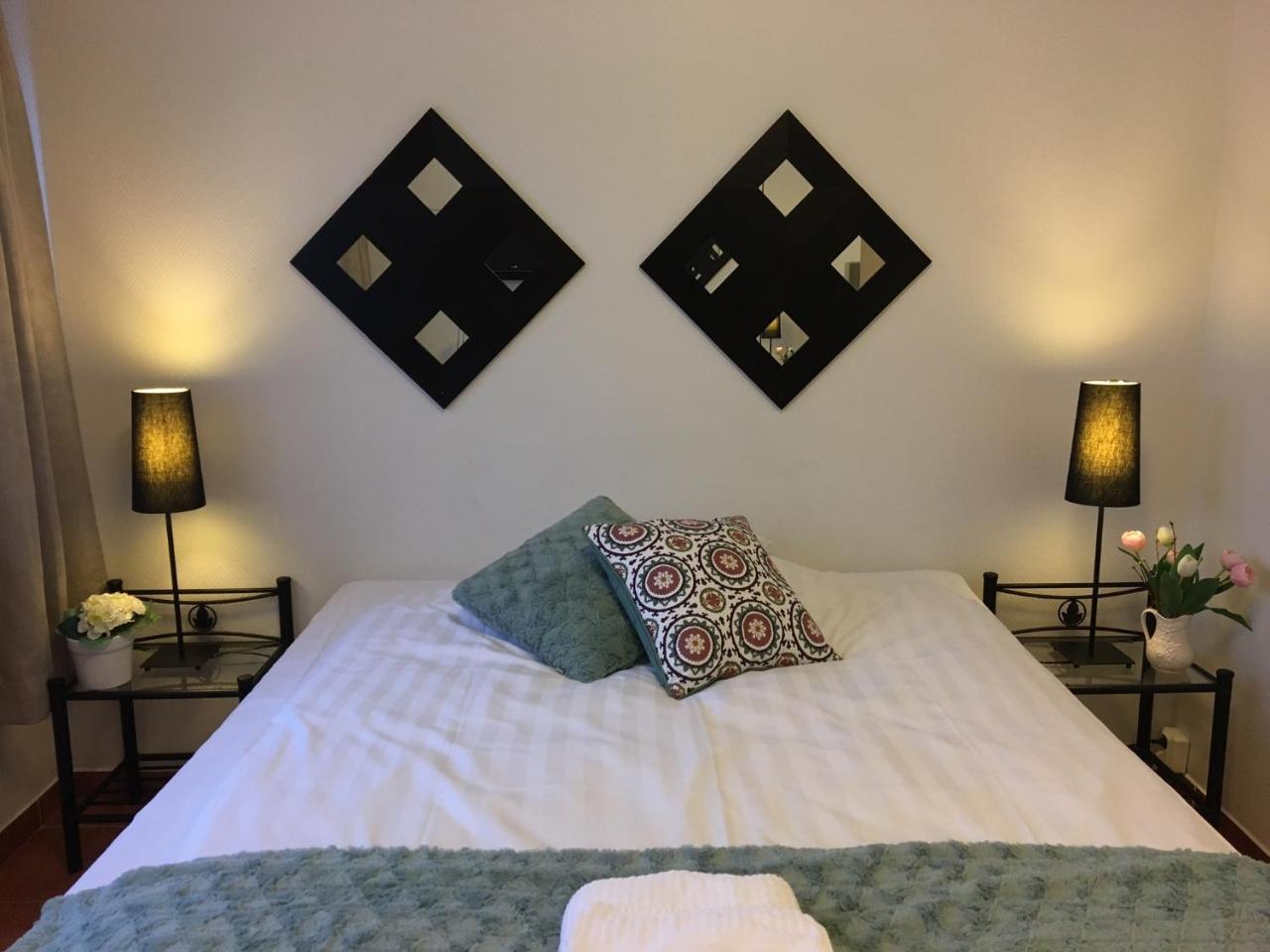 Mälarö Hotell Ekerö Exteriör bild